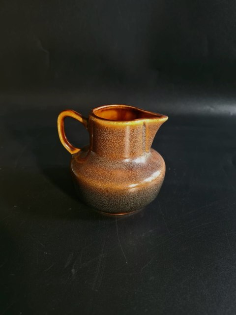Mlecznik Nefryt Mirostowice Dolne - proj. A. Sadulski vintage PRL 300ml