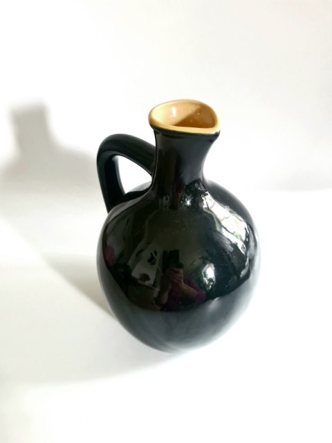 Dzbanek elegancka czerń z żółtym, vintage 24 cm, pękaty unikat