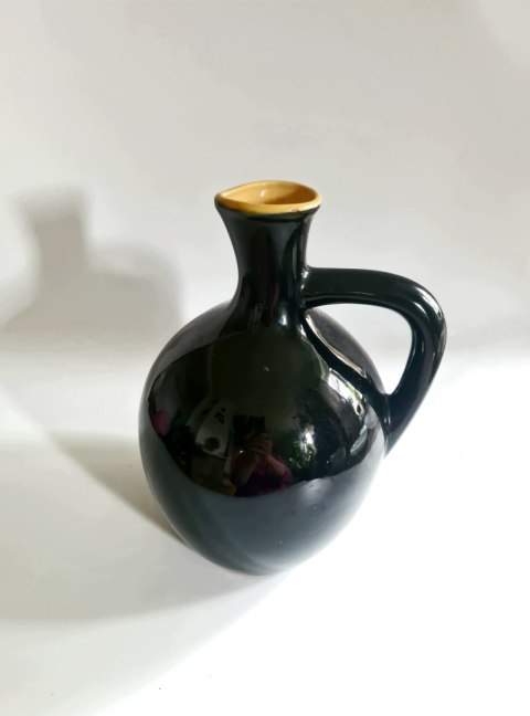 Dzbanek elegancka czerń z żółtym, vintage 24 cm, pękaty unikat