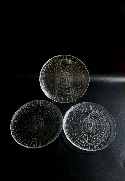 3 szklane talerzyki deserowe ok. 19 cm Arcoroc Ślimak, "spirale" lata 70