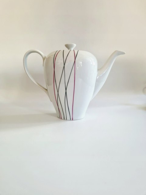 Julita Wawel porcelanowy dzbanek z serwisu pikasiak new look l. 50/60