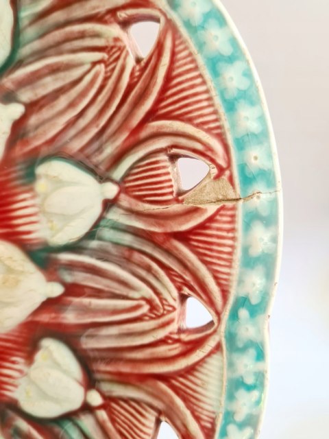 Patera ceramika róż i turkus 30 cm majolika secesja Villeroy and Boch