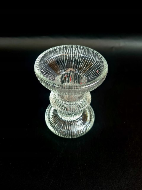 Szklany vintage świecznik lodowe szkło Pukeberg modernizm 9,2 cm