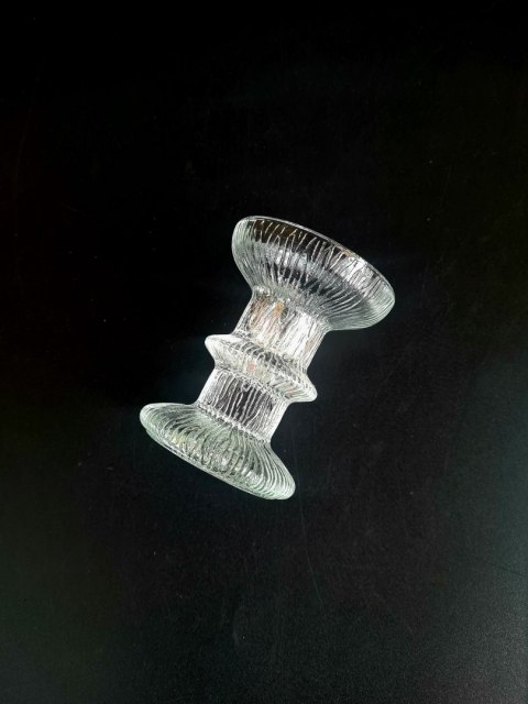 Szklany vintage świecznik lodowe szkło Pukeberg modernizm 9,2 cm