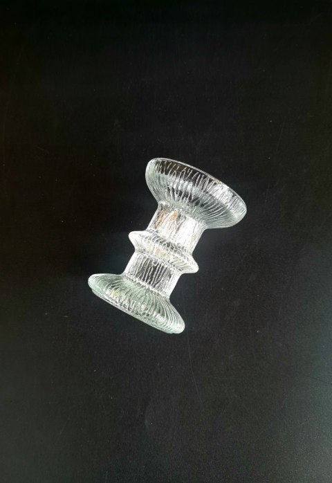 Szklany vintage świecznik lodowe szkło Pukeberg modernizm 9,2 cm