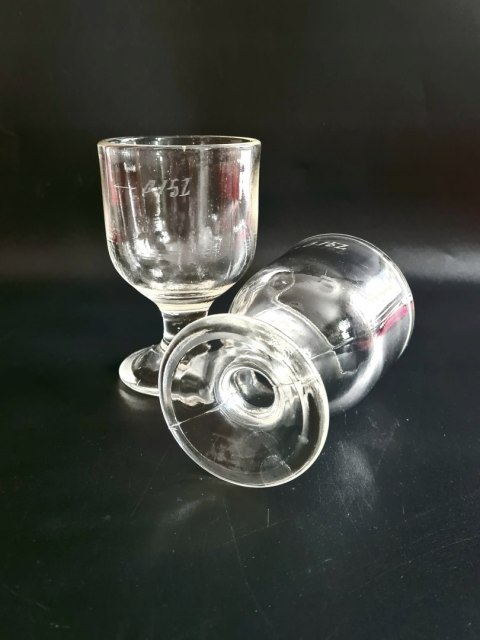 2 kielichy do wina, karczmiaki miarka antyk 150 ml, Anglia, unikalne