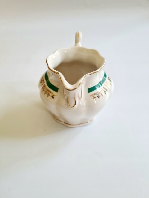 Chodzież porcelanowy, mały uroczy mlecznik, stara sygnatura
