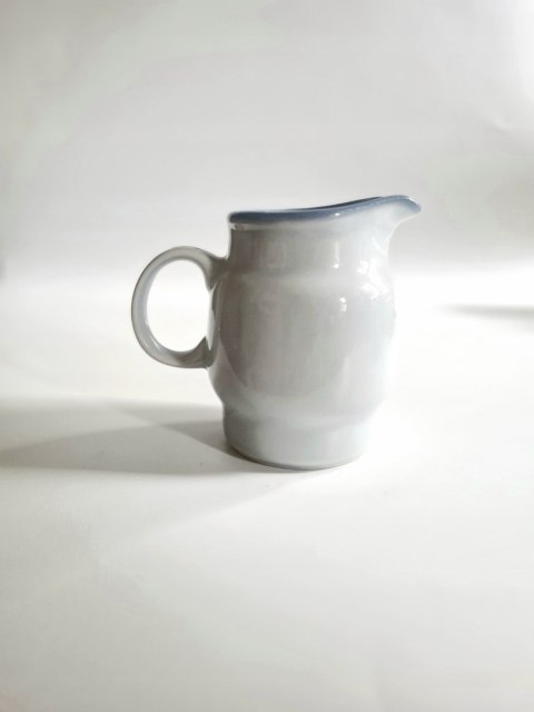 Elegancki szary mlecznik porcelit Pruszków PRL 250 ml