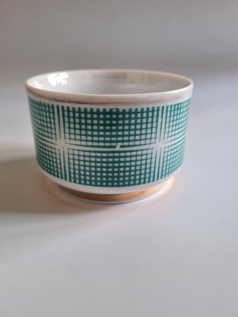 Cukiernica serwis Roman Chodzież, projekt E. Renkowski, zdobienie op-art