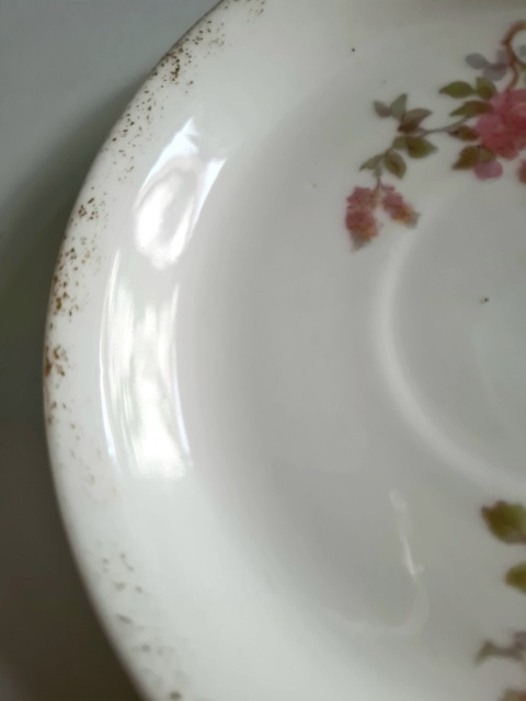 Filiżanka 150 ml De Fuisseaux Badour przedwojenna róże i złocenia romantyczna