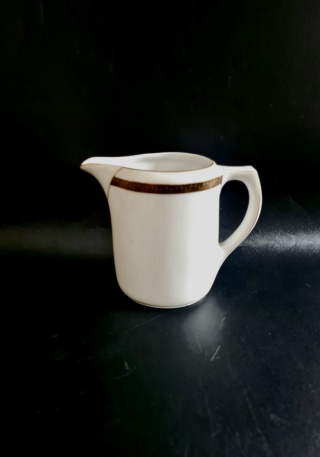STADTLENGSFELD stuletni duży mlecznik Art Deco 1920-1931 Porcelana Niemcy