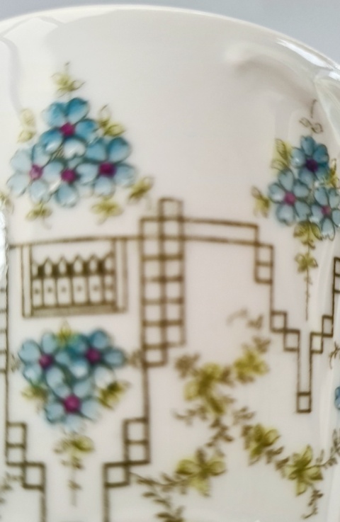 Filiżanka do kawy ok. 200 ml Koenigszelt secesja / art deco niezapominajki przedwojenna