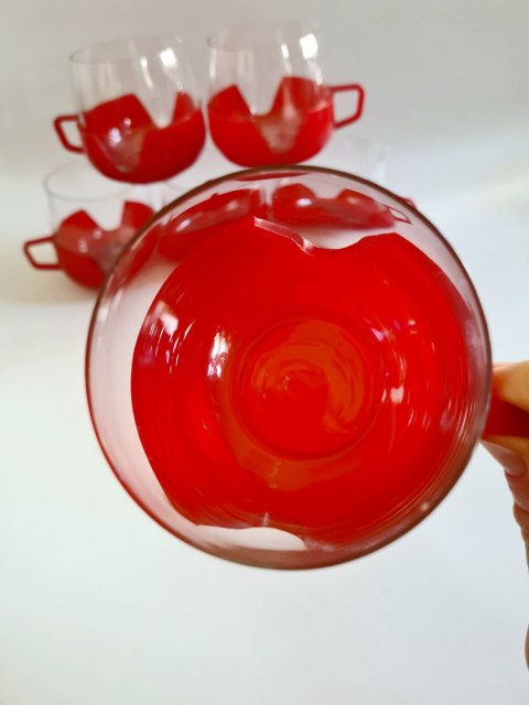 Szklanki w czerwonych koszyczkach 220 ml 5 szt. polski pop-art, hit czasów PRL