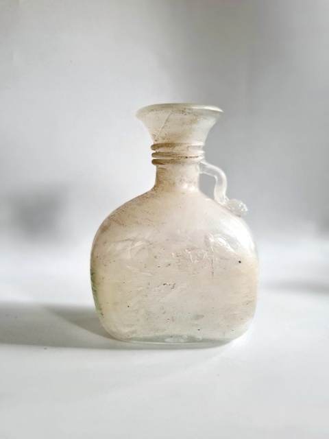 Włoskie szkło artystyczne – wazon Scavo, Murano, lata 70./80. 16 cm