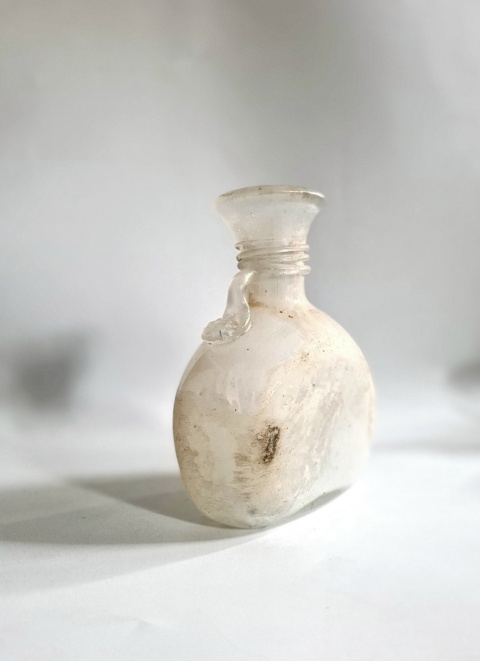 Włoskie szkło artystyczne – wazon Scavo, Murano, lata 70./80. 16 cm
